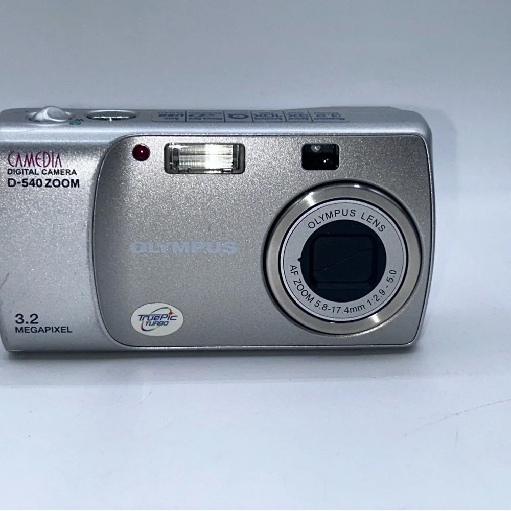 Olympus Camedia D-540 Digital Camera